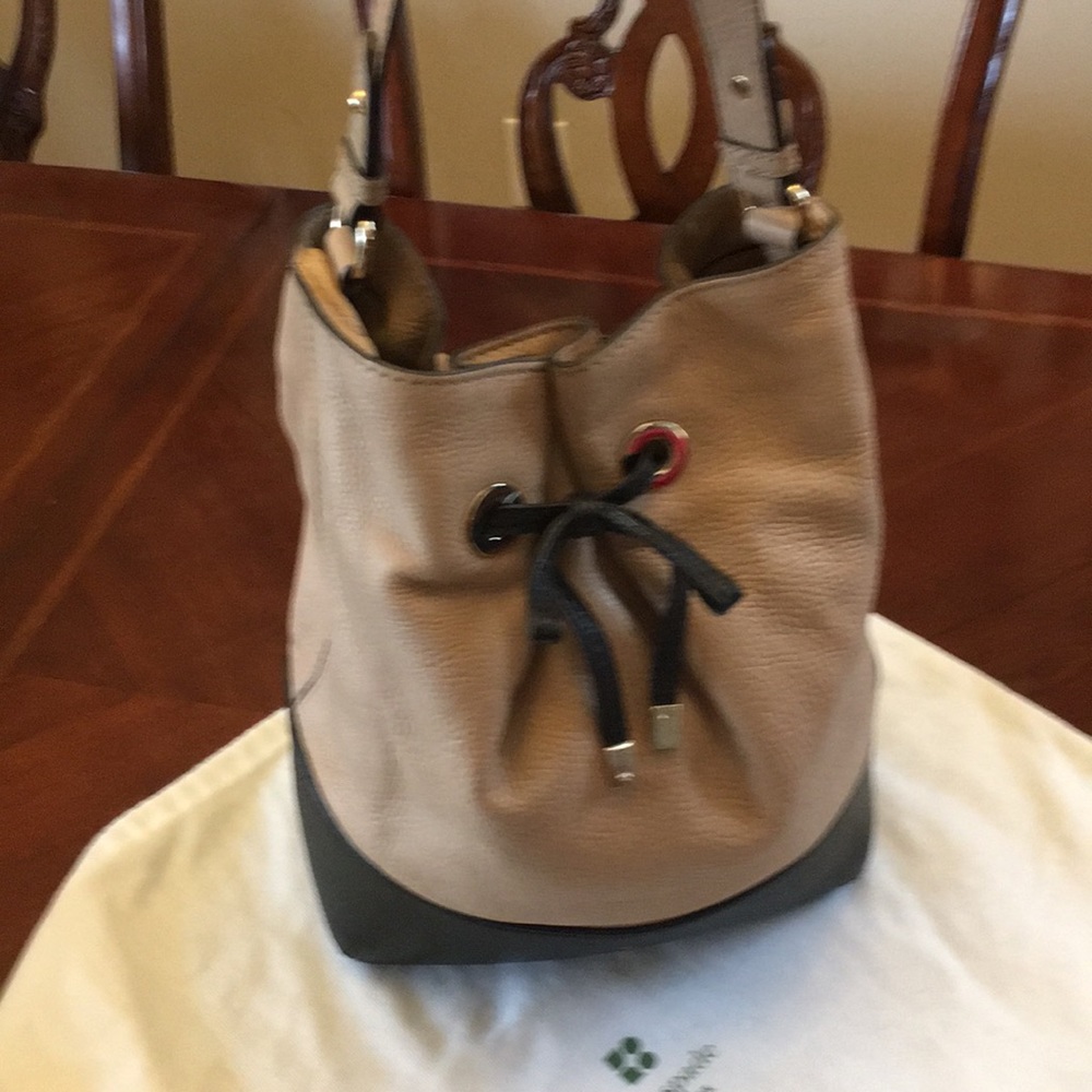 Beautiful Bucket Bag by Kate spade ♠️